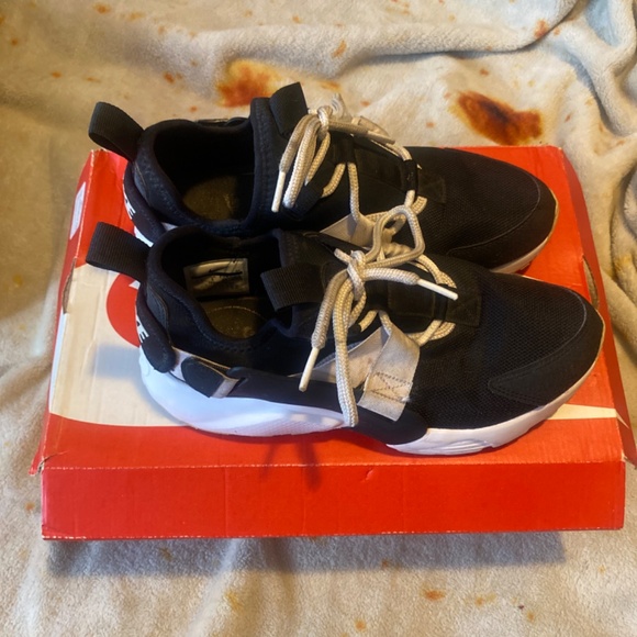 W Nike air huarache city low - Picture 2 of 3